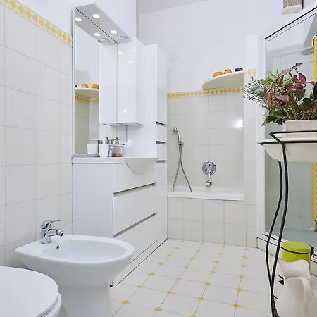 Hale - Crocetta Mediolan